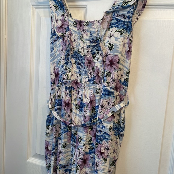 CUTE ROMPER WITH POCKETS - Picture 4 of 7